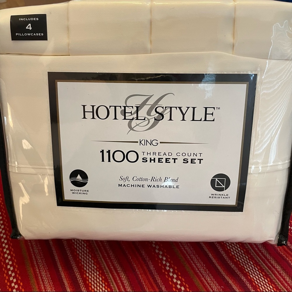 1100 Thread Count Sheet Set - King - new